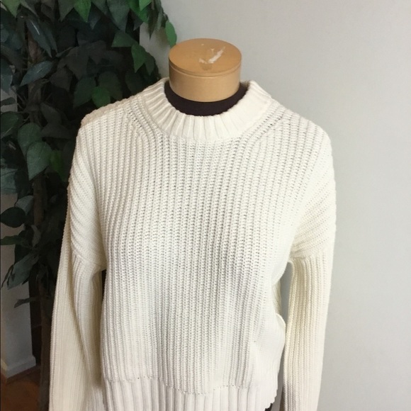 POPSUGAR XL crewneck crop cut long sleeve sweater color is called prist… - Picture 2 of 9